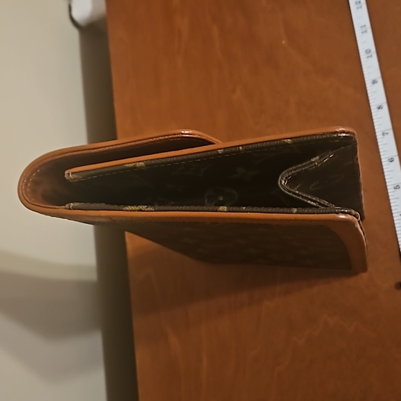 Louis Vuitton Monogram Pochette Dame 29 - Picture 8 of 17